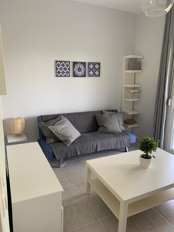 Gerakini Apartment ซากูเดีย ภายนอก รูปภาพ